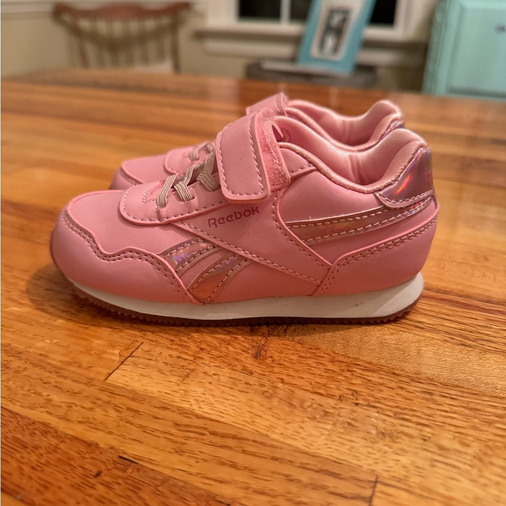 Little Girls Reebok Classic Jogger Sneakers